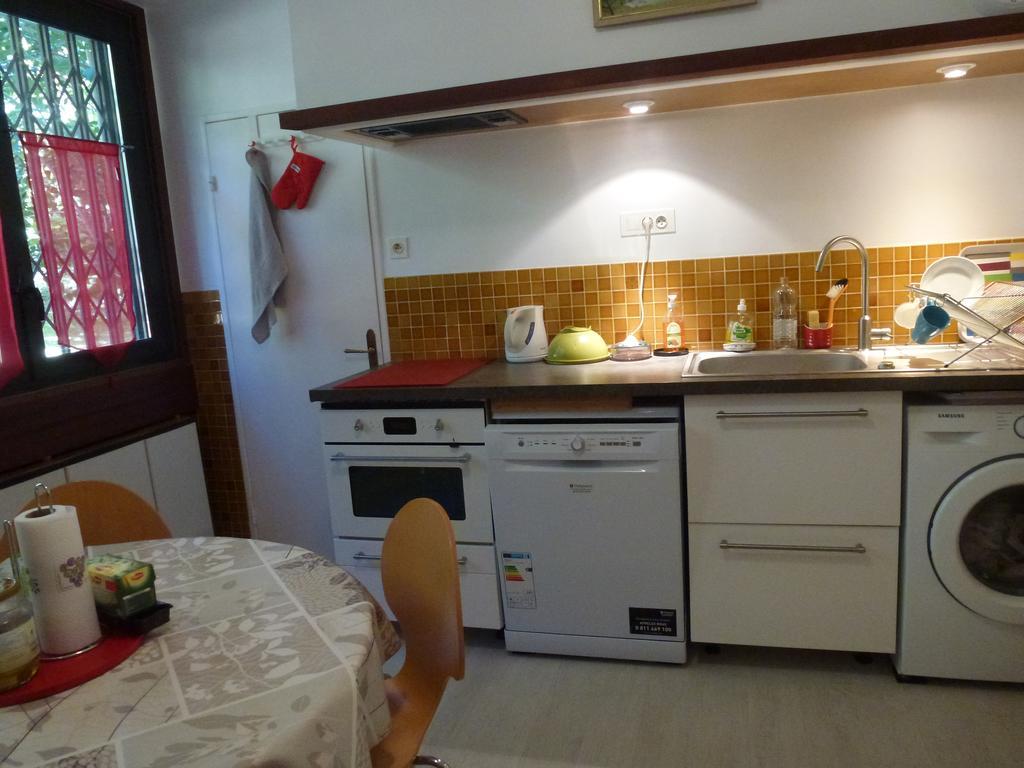 Apartment Les Muriers Blancs Aix-en-Provence Eksteriør billede
